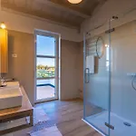 Arkaim With Private Pool Vila *