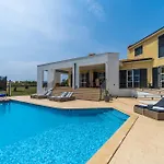Arkaim With Private Pool Vila Filipana