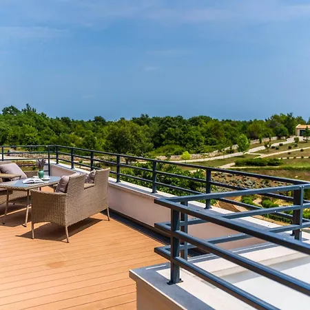 Arkaim With Private Pool Villa Filipana