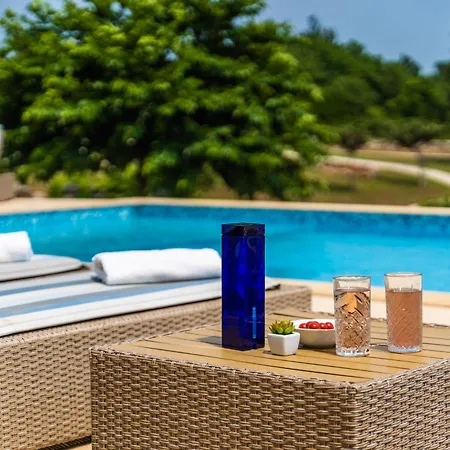 Arkaim With Private Pool וילה *