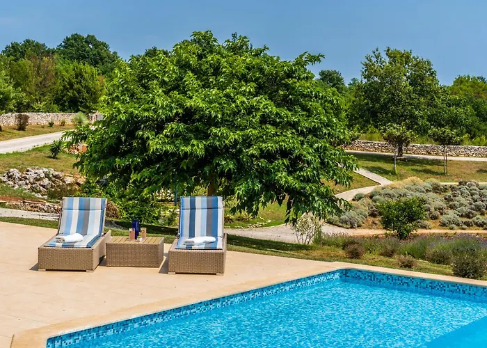 Arkaim With Private Pool Villa *
